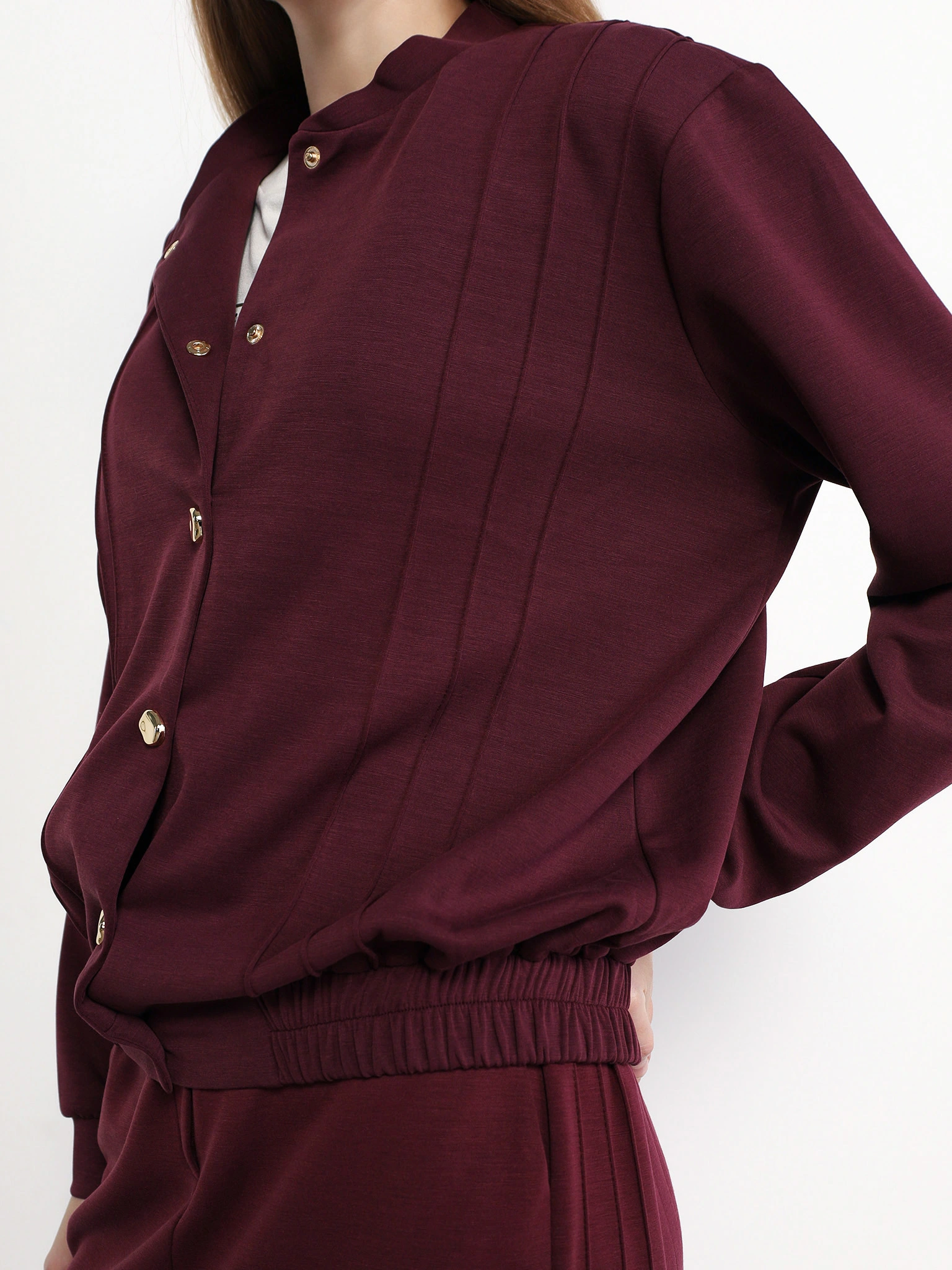 Жакет трикотажный бордового цвета прямого кроя